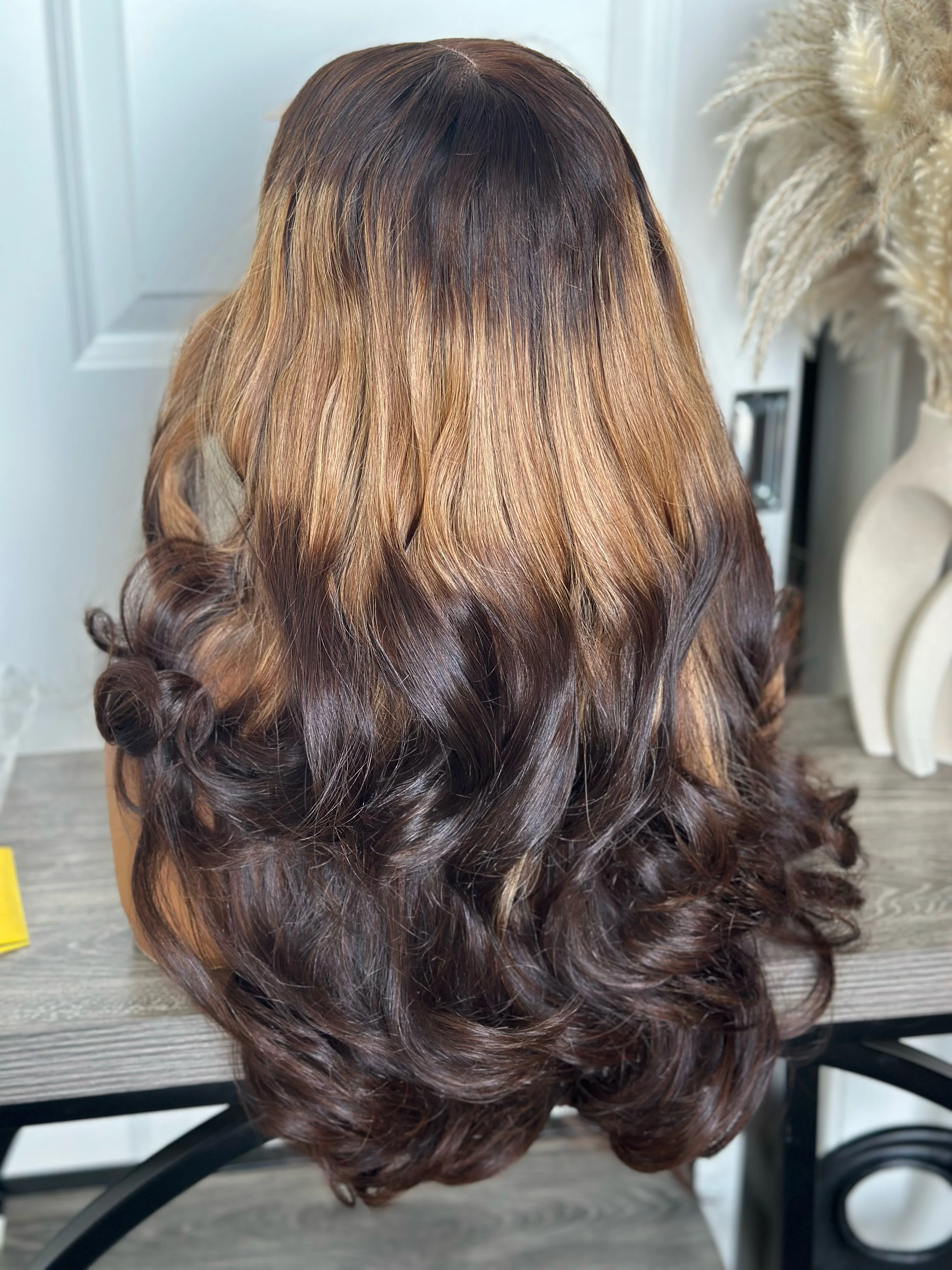 Donor  quality ombré Gold 3 tone wavy wig second image