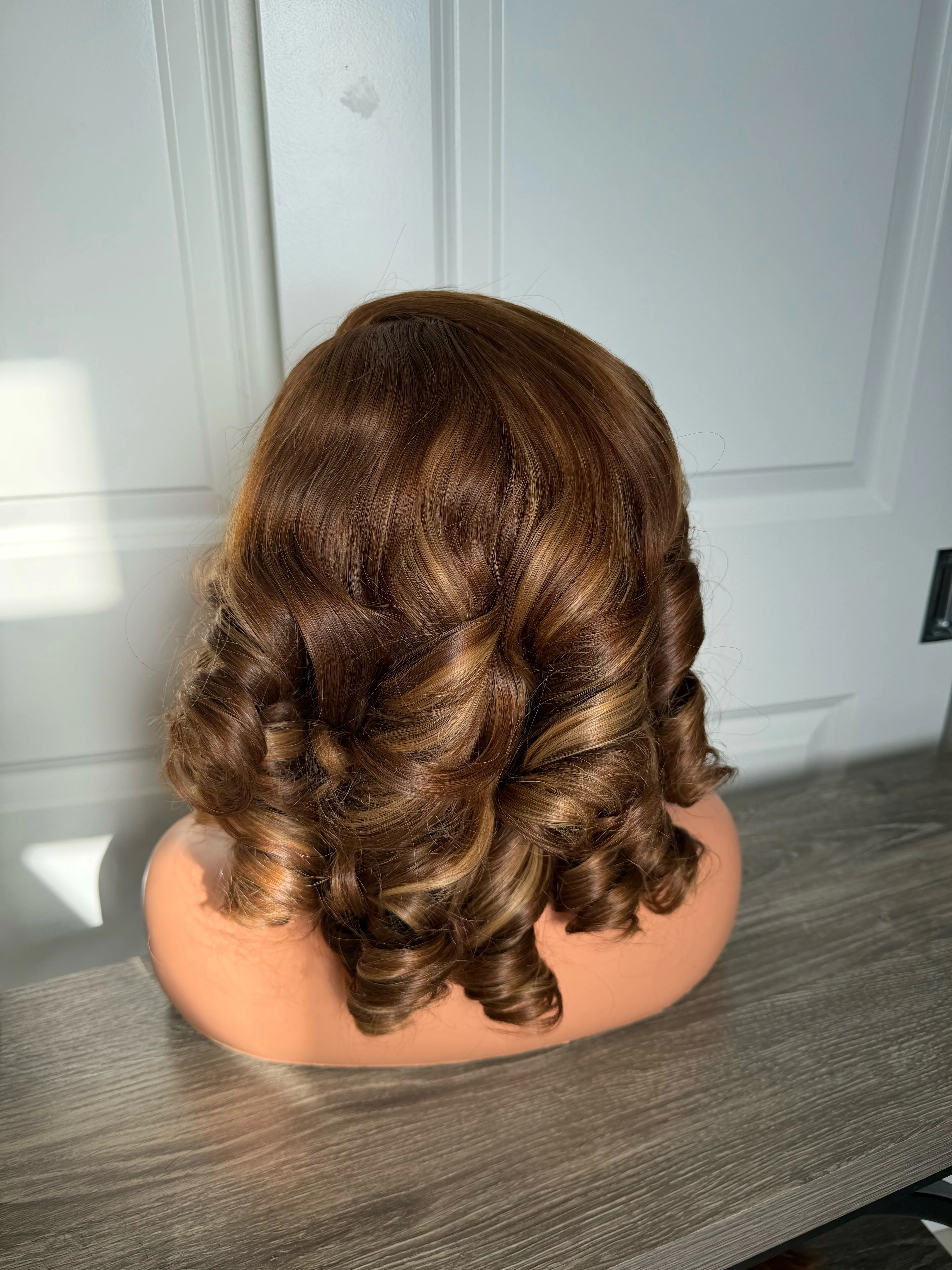 Donor  quality piano wavy wig