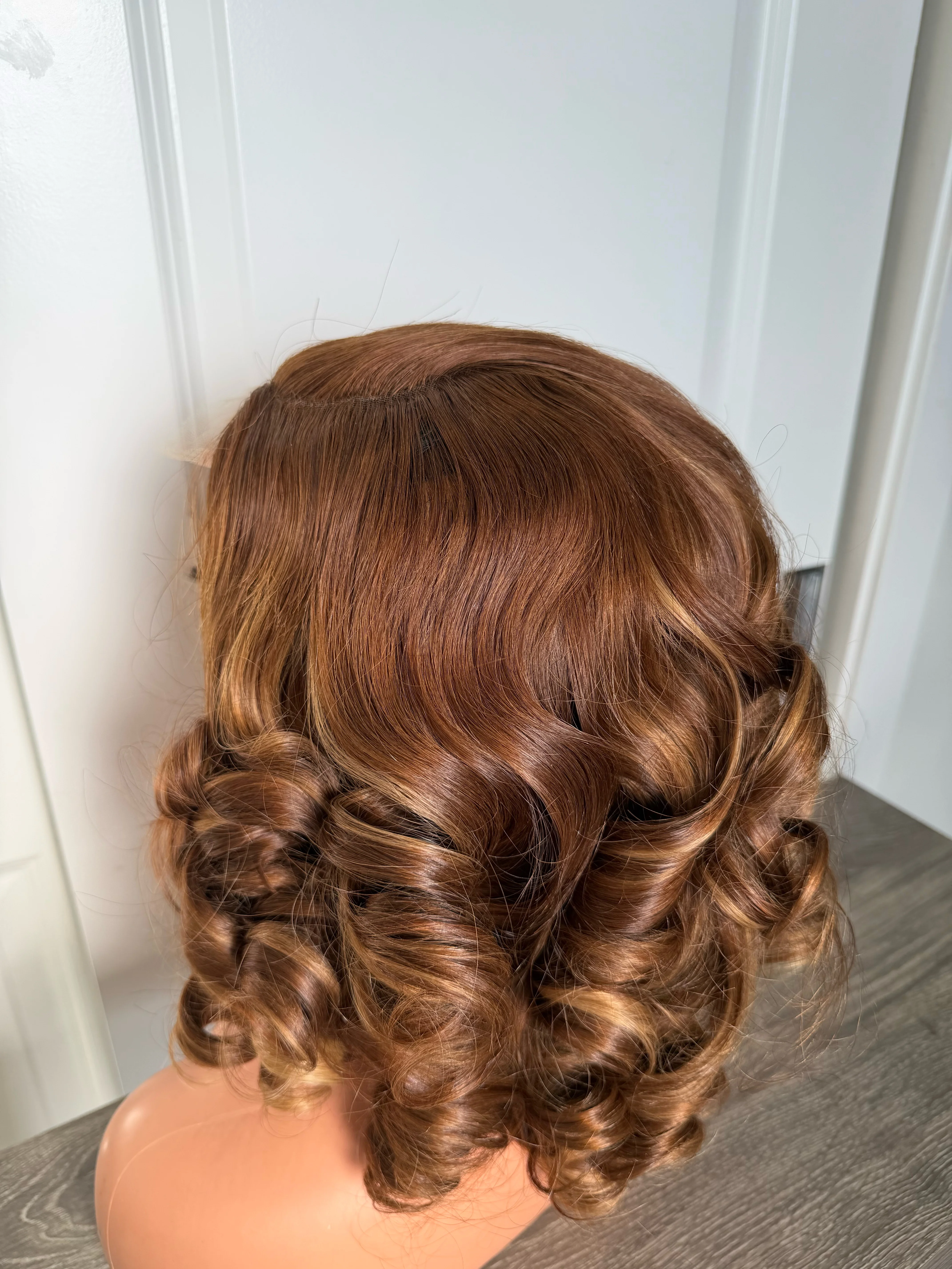 Donor  quality piano wavy wig