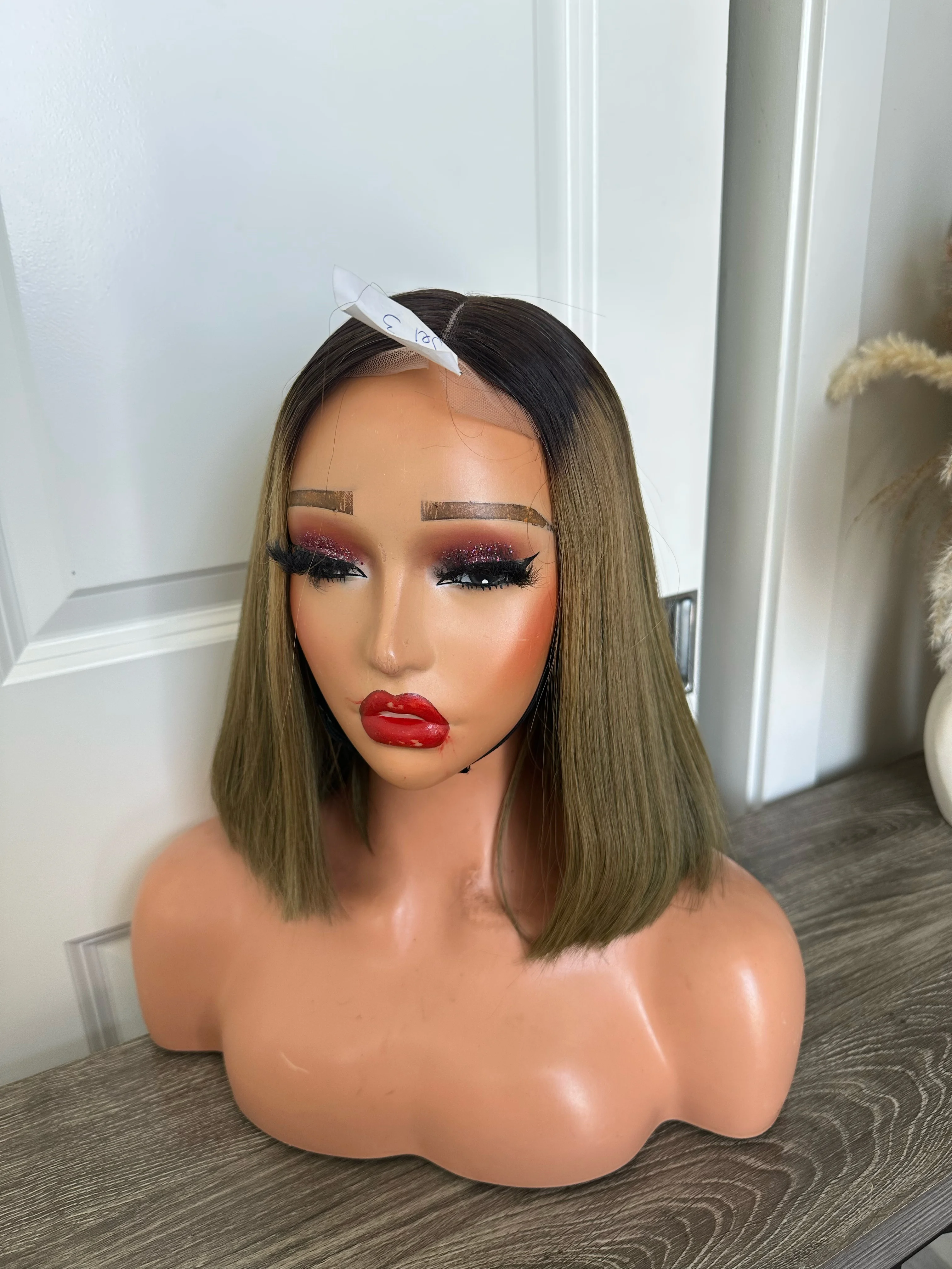 Customized ombre donor bone straight