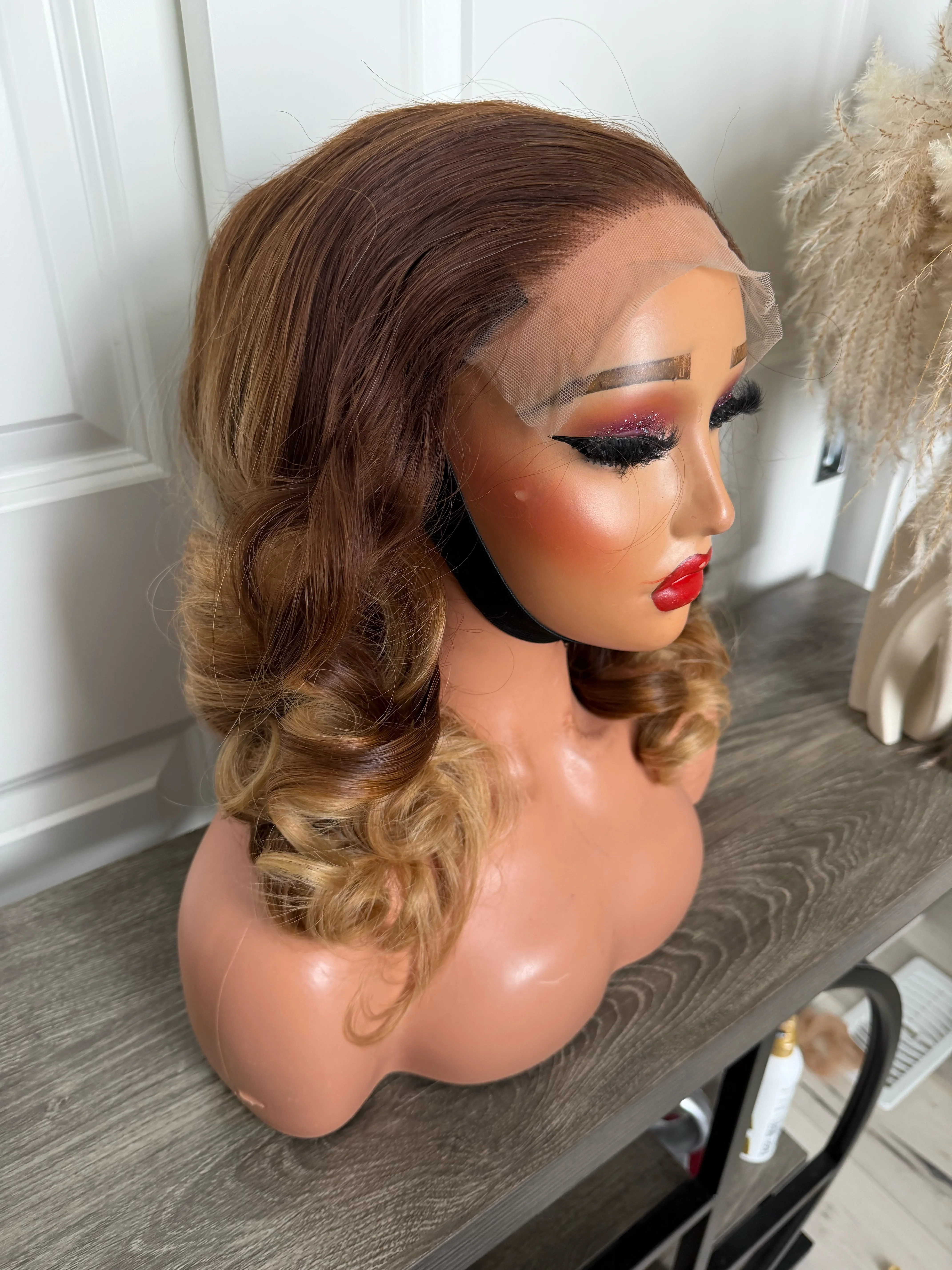 Donor  quality ombré Gold two tone Wavy wig