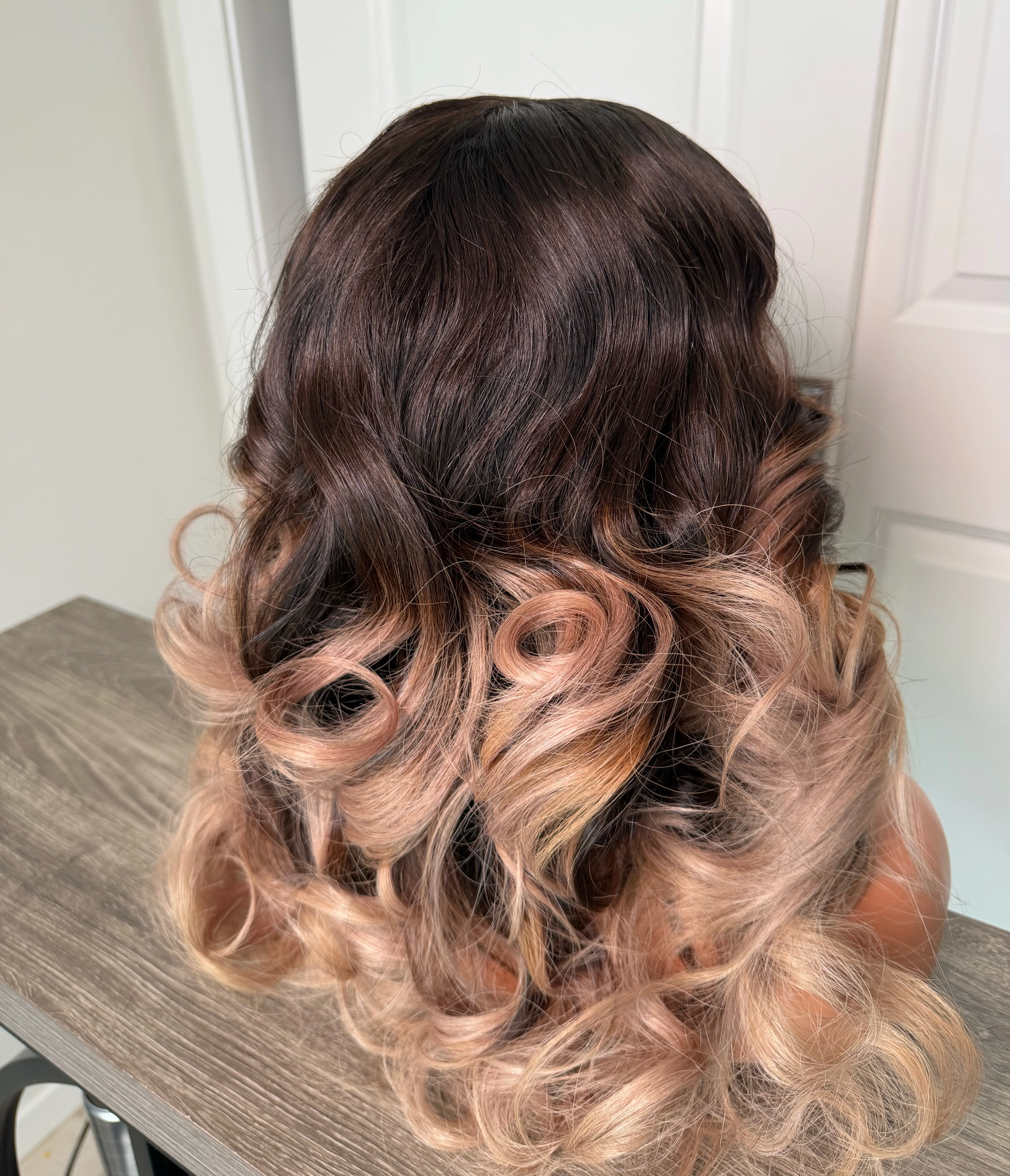 Raw ombré ash grey wavy