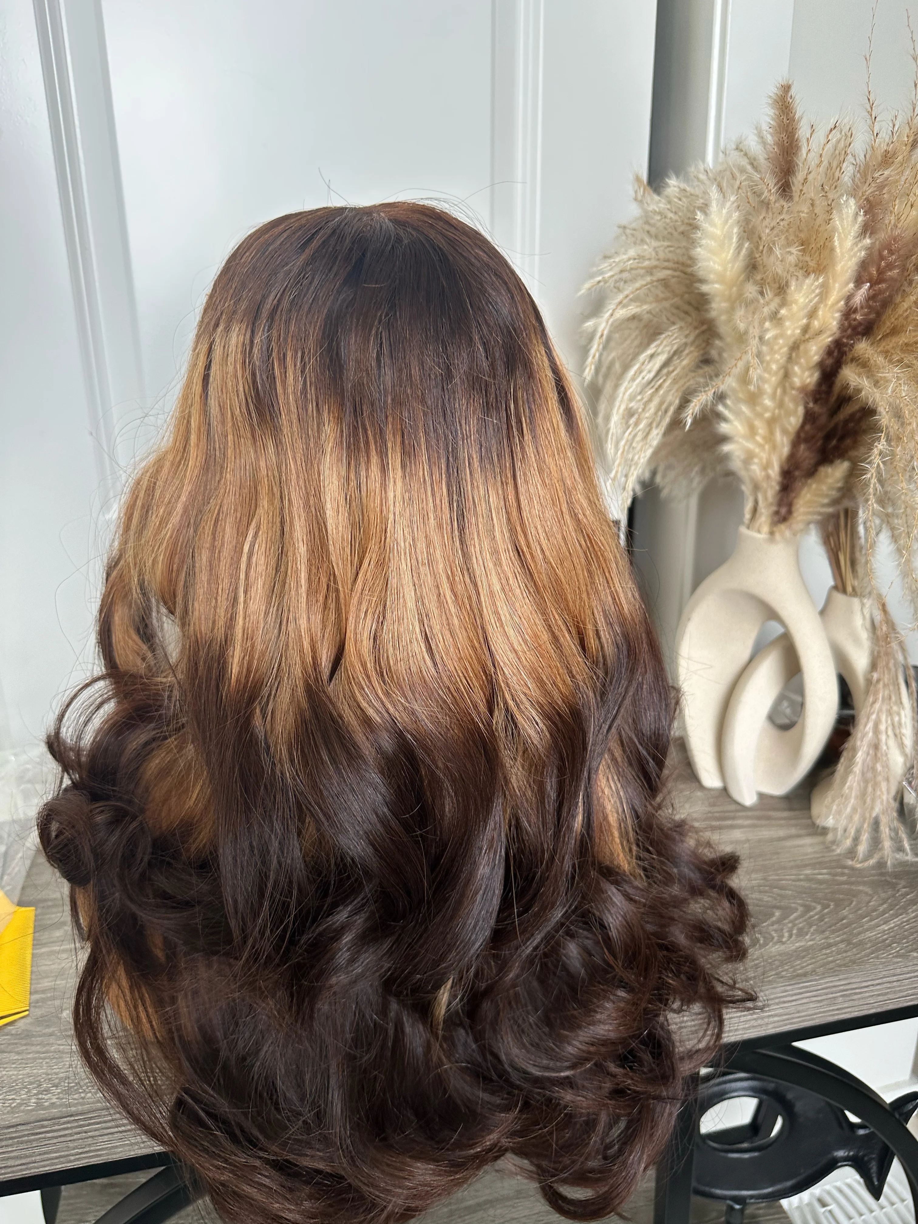 Donor  quality ombré Gold 3 tone wavy wig