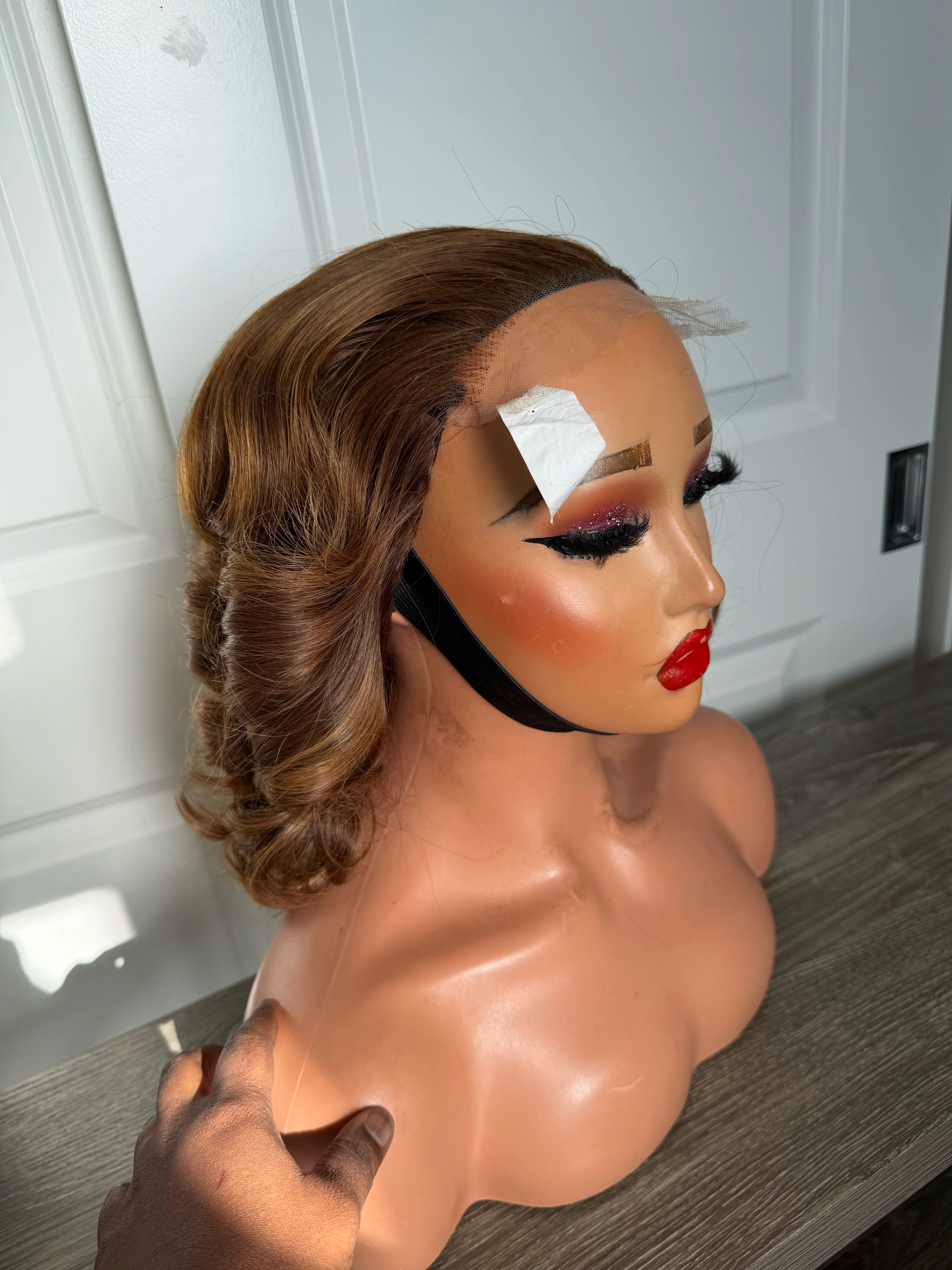 Donor  quality piano wavy wig