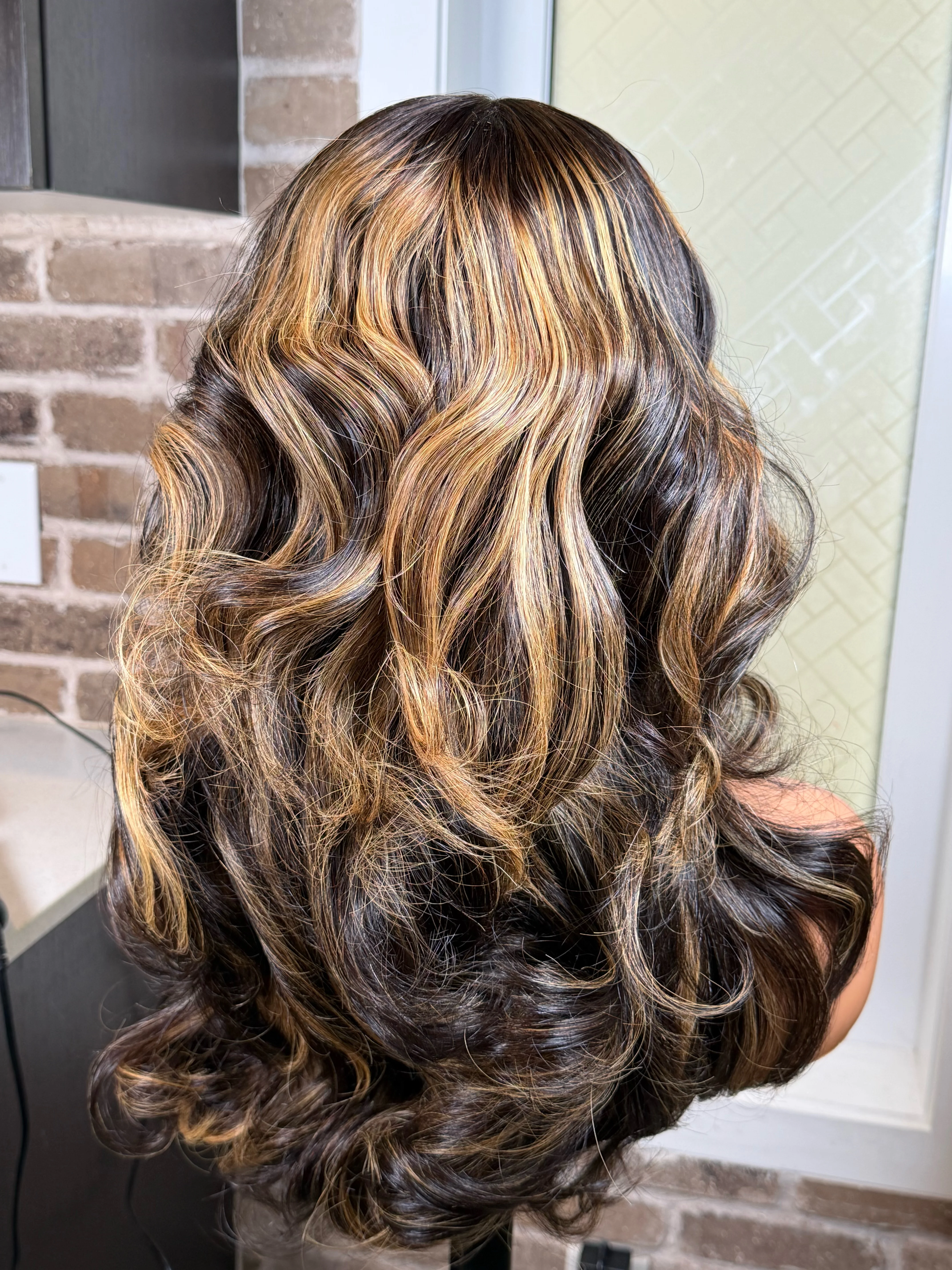 Raw Piano wavy wig
