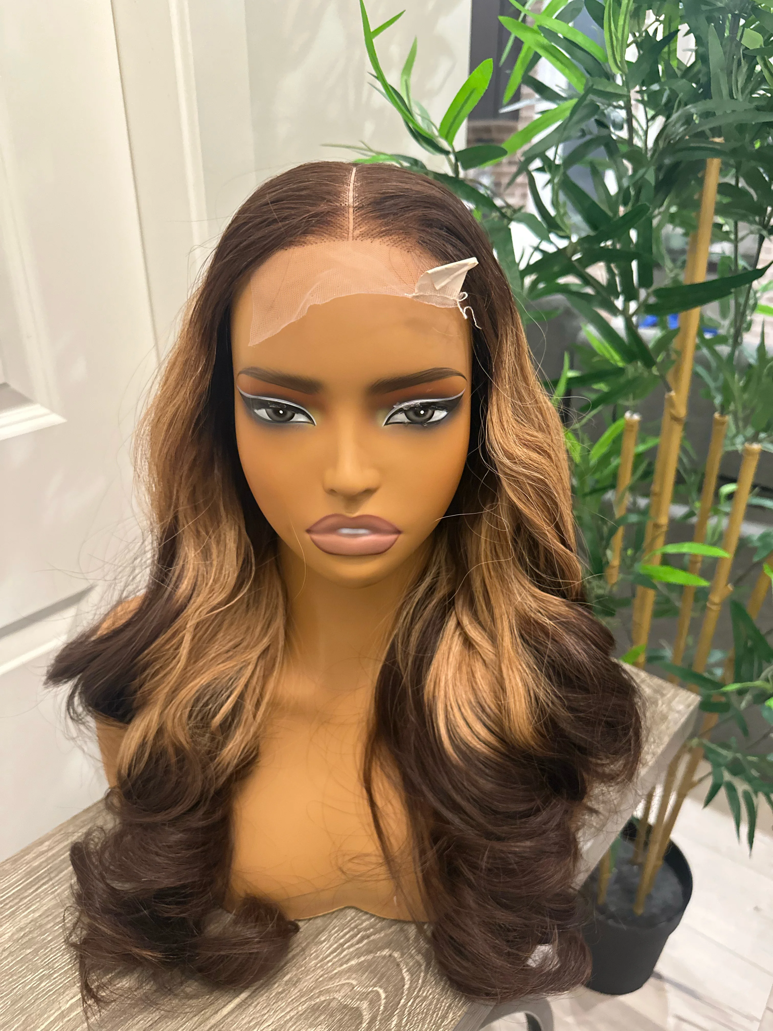 Donor  quality ombré Gold 3 tone wavy wig